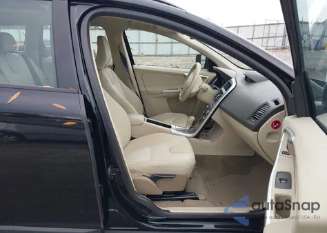 2011 Volvo Xc60 3.2/3.2 R-Design from USA, damaged, VIN YV4940DL8B2155609